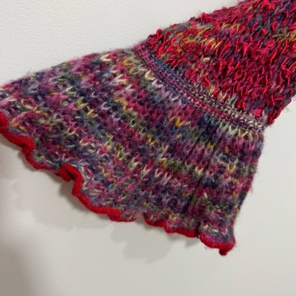 Chic Ruffled Knit Sweater in Multicolor - Picture 7 of 15